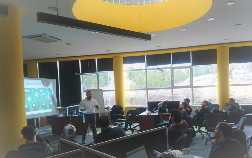 1548751565-BİGG-ATILIM SUNUM EĞİTİMİ.1..jpg